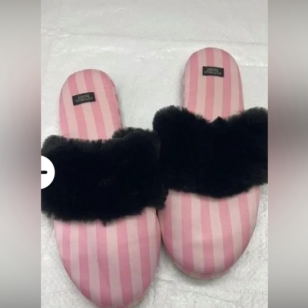 🔴SOLD🔴 Victoria’s Secret house slippers